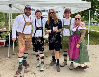 Hangin with the stinky weiner crew