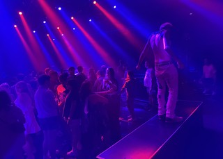 Travel - This dude was puttin on a show