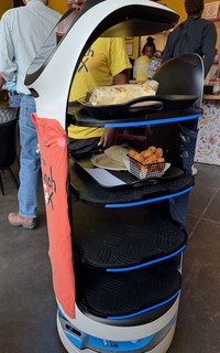 Travel - Brekkie bot