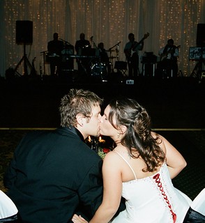 Smoochin Sweethearts