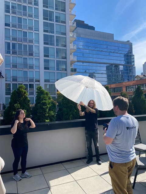 This umbrella really diffused the light perfectly