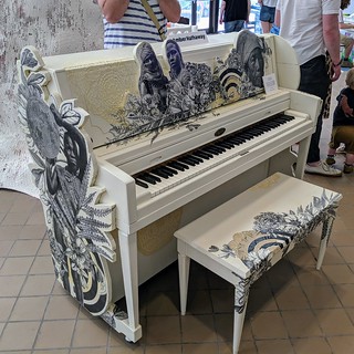 Art - Amber's Piano