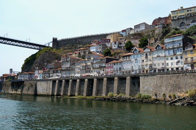 Riverside homes in Porto