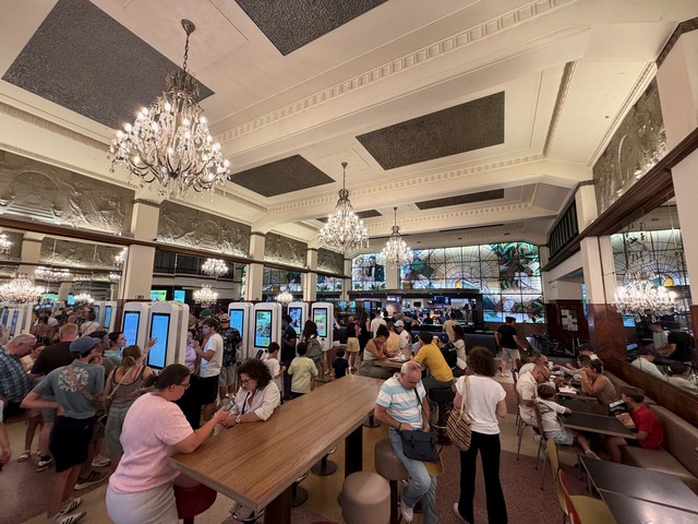 Look at this fancy-ass McDonald's