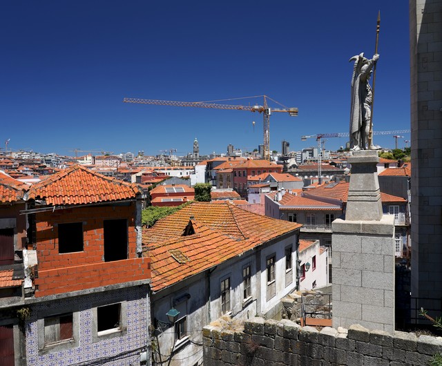 Porto Juxtapositions