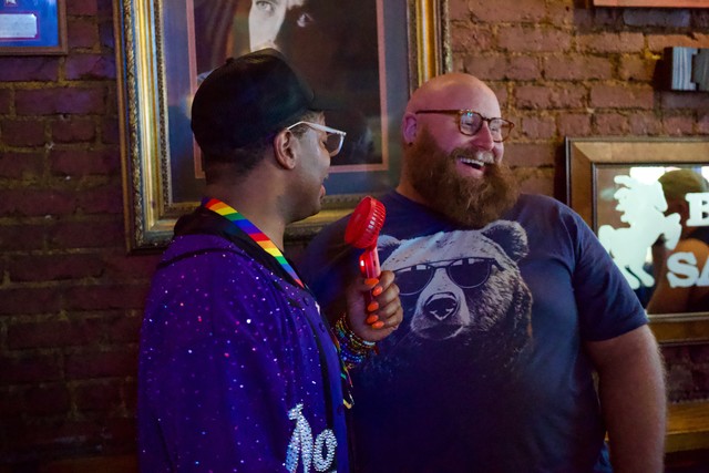 Look at this guy, haha