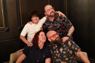 Sandie Kirpalani - Look over there, kid!