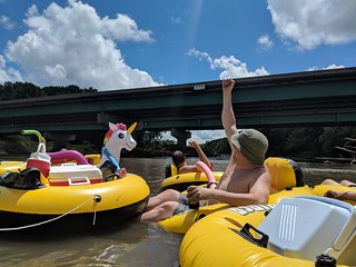 Tryin to get some semis to honk