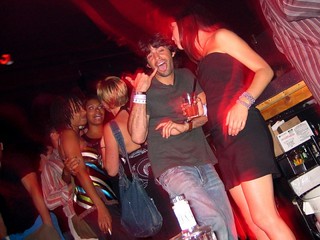 Hang Loose - Minnisphone or Hang Loose?