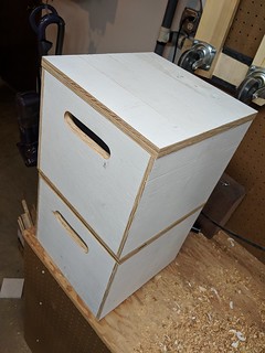 Snug fit on the 12" boxes