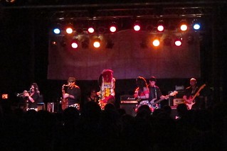 Beebs and her Money Makers ... and her hot dog