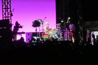No Doubt's drummer had an awesome kit