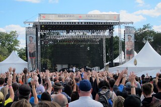Hands up for De La Soul