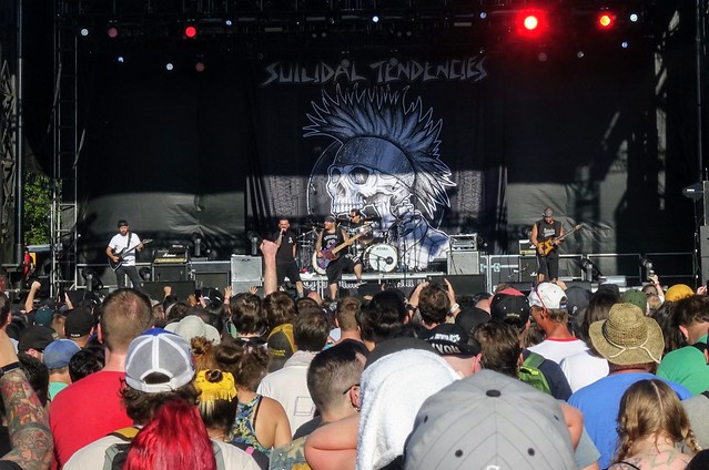 Starting Sunday off with Suicidal Tendencies
