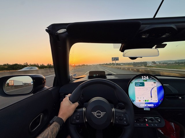 A brisk sunrise cruise back to Lisbon