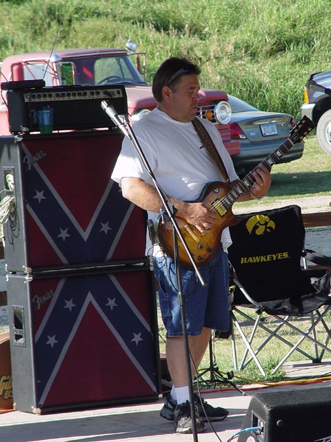 Confederate Flags are so Awesome... wtf