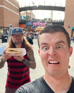 Mark Stuart - KIELBASAS