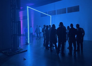 Travel - Leavin the club to check out another room