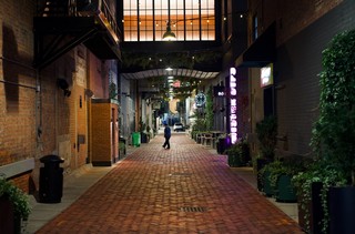 Travel - Detroit alleyways are very unsafe