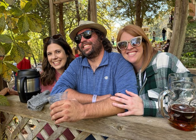 Hangin in the trellis