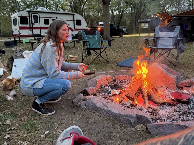 Jolene decides to give it a try