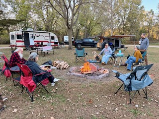 Travel - Flandrau chillin