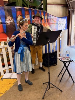 Travel - Some entertainment in the kitchen