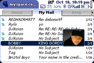 Tech - Nice hover avatars on the mail