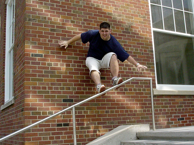 Kevi sticking a SICK GRIND