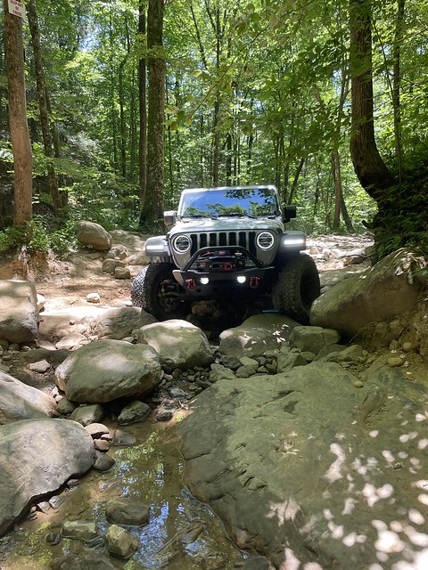Navigating some rocks with Kari's guidance