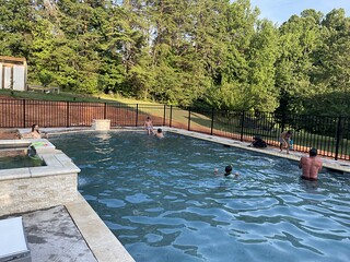 Daniel Emmitt - Hangin in Bre'anna's beautiful new pool