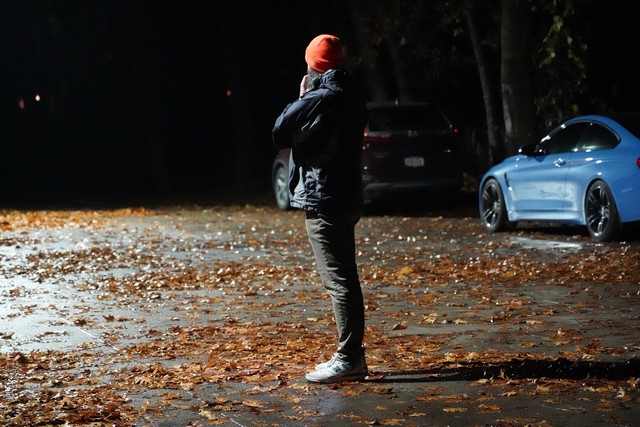 If we're going to do this in the dark, the only option is this street light outside the park...