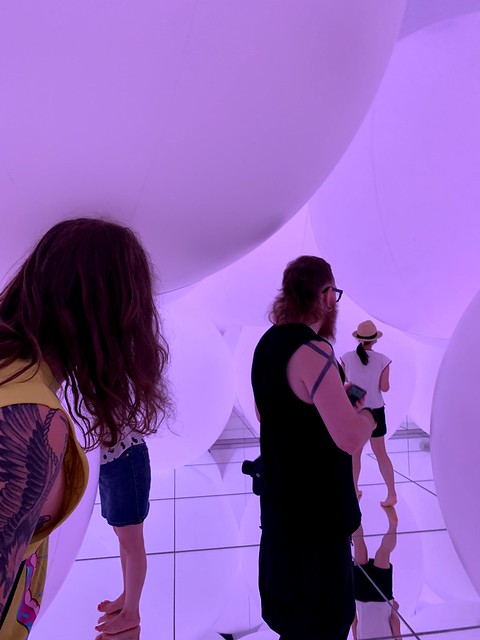 Walkin through the balls