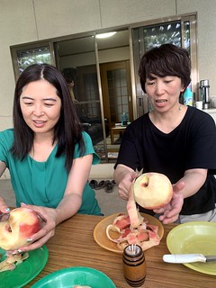 Peeling some big ol Japanese peaches