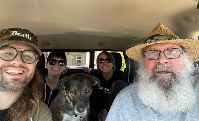 A group photo to start the day