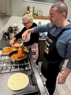 Cooking - Mole tortillas
