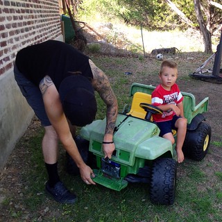 David Emmitt - Workin on a gator