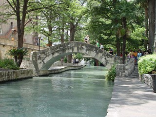 Texas - San Antonio riverwalk - Pioneer would hate these sidewalks
