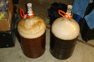 Homebrew - The yeast is doin it's thing