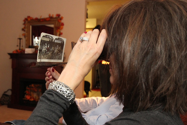 Looking at old photos in "3D"