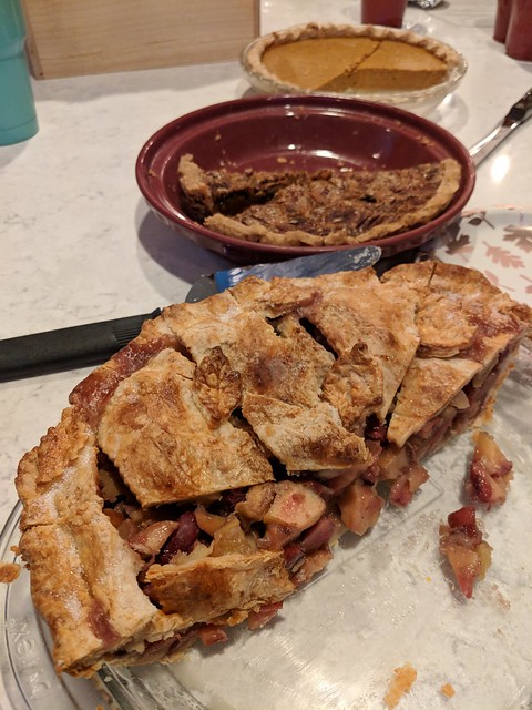 Kari's fam is pretty good at making pies... I shoulda grabbed a pic before we dug in