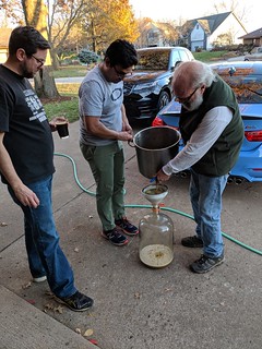 Homebrew - To the carboy