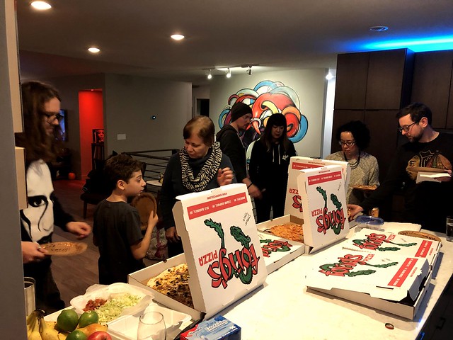 Pizza partyyyyy