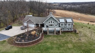 Flyin around mom's house