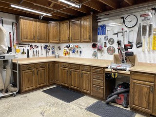 Covid-19 - Resurfaced benchtops. Beter miter station