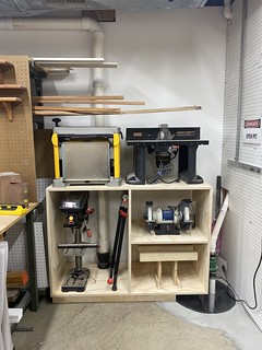 Covid-19 - Built a new bench top tool shelf for the shop