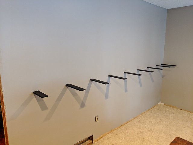 Floating bar brackets, mounted