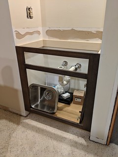 Got the new wet bar cabinetry installed!