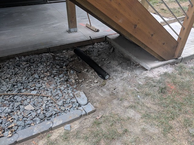 They even cut out the giant, cracked landing under the steps