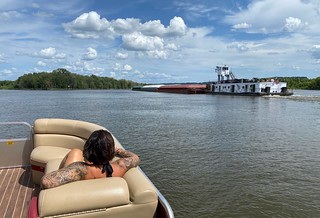 Barge - Boatin next to these giants